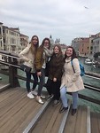 Diba, Mirte, Gwyneth en Kim
