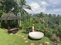 B4E65263-C1F9-4318-98D7-836BD8BA6CEB