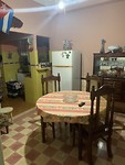 De eetkamer en keuken van m’n casa