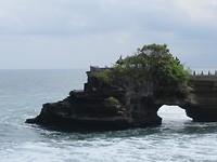 Boog bij Tanah Lot