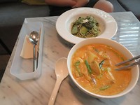 Eten in het vegetarische restaurantje