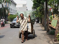 003. Jakarta