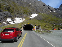 De tunnel in de grot die na 20 jaar werken klaar was