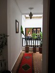 Onze kamer aan de overkant van de binnenplaats
