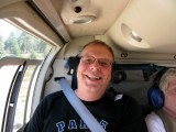 Klaas in helikopter