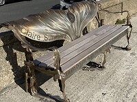 Bankje op het strand