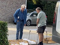 Hé hé wordt wakker daar is de bakker