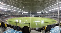 Blik op Marvel Stadium vanuit sports bar
