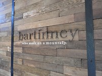 Wijn proeven en kopen in de Bartinney Tasting Shed in Stellenbosch