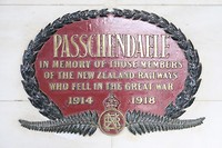 Dunedin plaquette herdenking WO 1