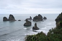 Motukiki Rocks