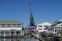 kranen bij de oude haven