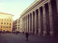 Tempel van Hadrianus.