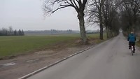 Geen openbaar vervoer, dan maar met de fiets.