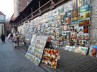 Kunstenaars nabij Barbakan