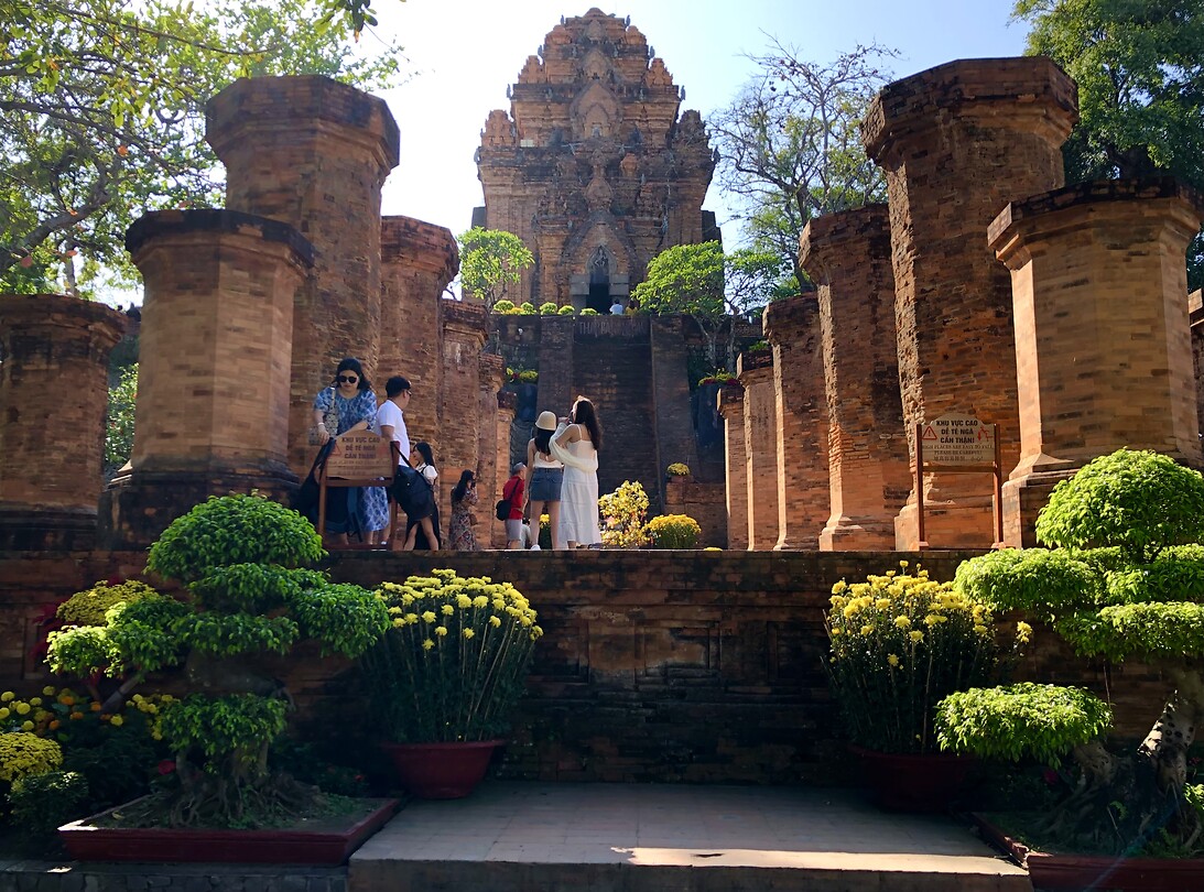 Tempel Po Nagar