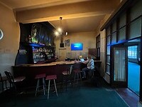 sports bar