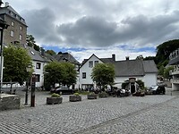 A9F01B57-DAF7-45AA-BF16-027DDE01D5E5