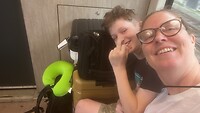 Kenzi en ik in de trein