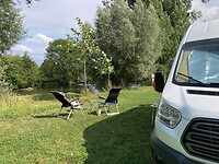 zwemmen, zonnetje, chillen bij Erloy