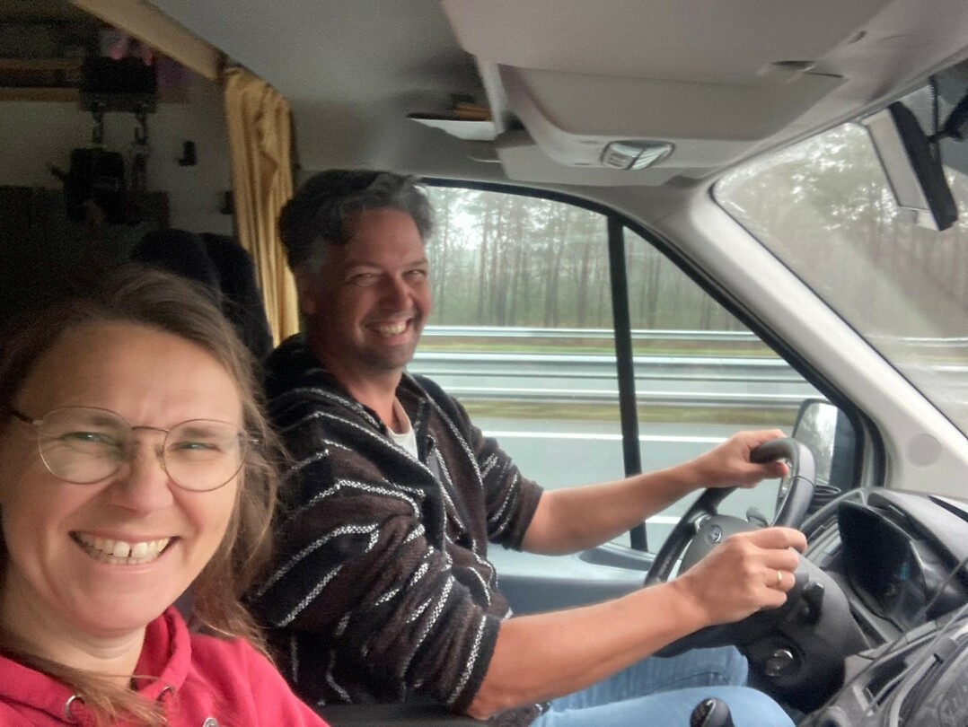 onderweg en blij