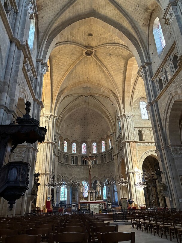 kerk Langres
