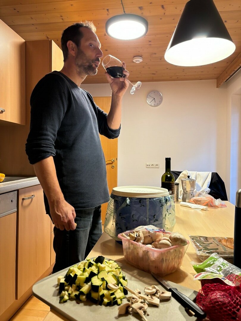 Erik en ik koken eten