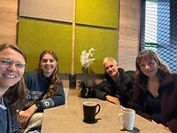 laatste bakkie samen