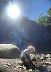 Otis bij de waterval