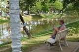 lekker lezen aan de rivier