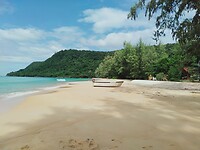 Koh Rong Samloem, Sunset beach