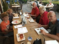 473 lekker uit eten