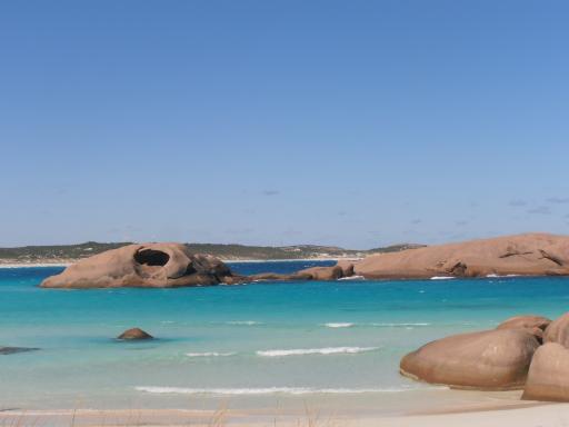 De grot op Twilight Beach