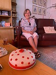 Mam met de verjaardagstaart