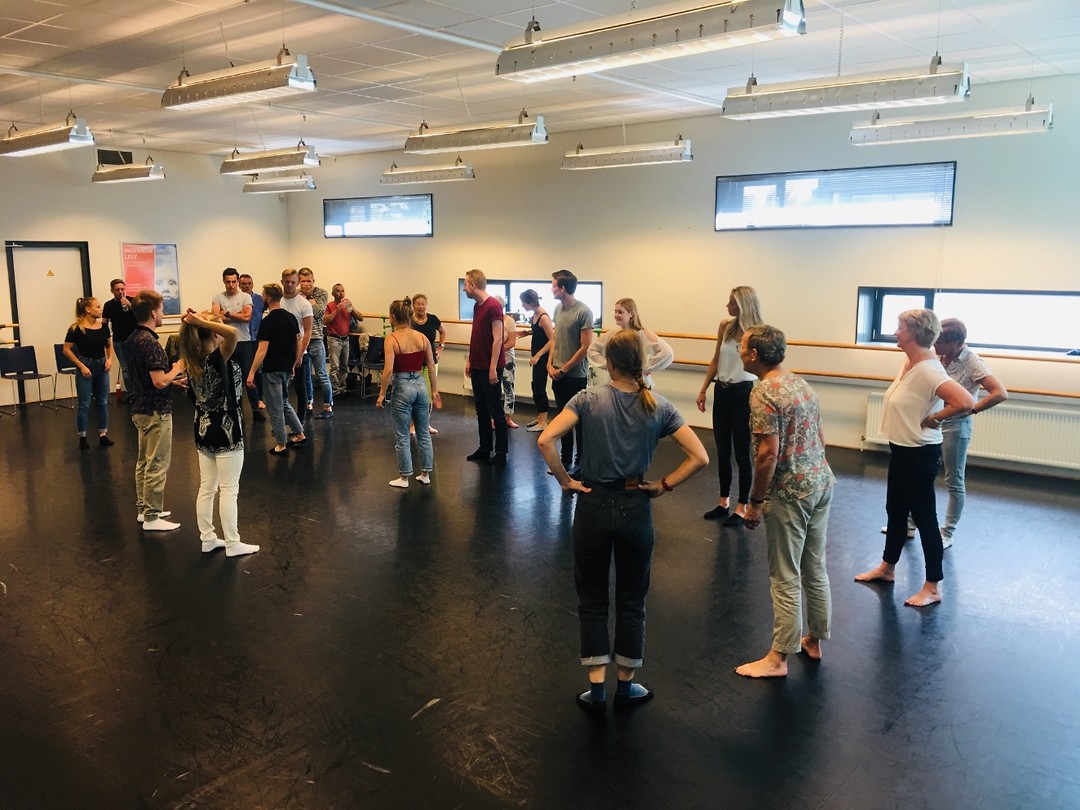 Een Dans Workshop Eerst Serieus Daarna Lachen Foto Lenneke s 