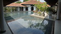 Eén van de vijvers in ons strandhotel te Kalutara