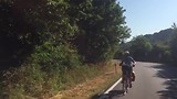 Miriam bereikt de top van Vacilo di Viamággio 983 m.