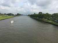 Over het Amsterdam - Rijnkanaal