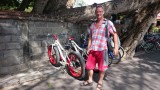 wiedewiedewiekske opa met een fietske