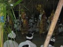 Tempel ceremonie aan het strand van kuta.