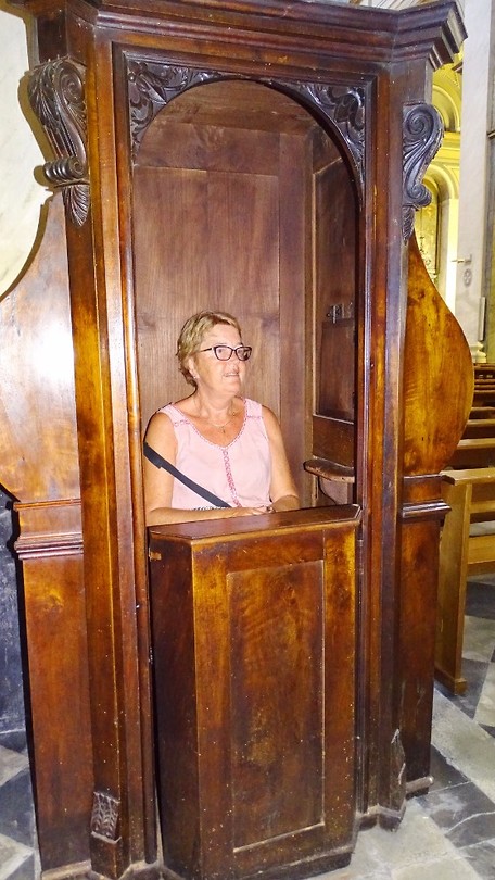 Hetty in de biechtstoel