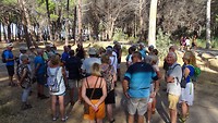 Klaar voor vertrek voor een wandelexcursie naar Calvi