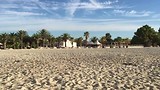 Vroeg op het strand