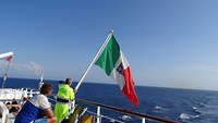 De Italiaanse vlag wordt gehesen