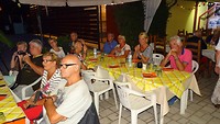 Drankje en hapje als afscheid