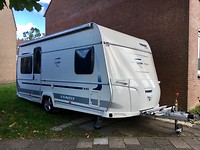 Caravan weer voor de deur
