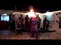 Optreden dansgroep Djola Stam -  Serrekunda