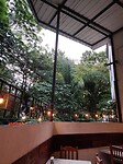 Uitzicht vanaf spareribsrestaurant