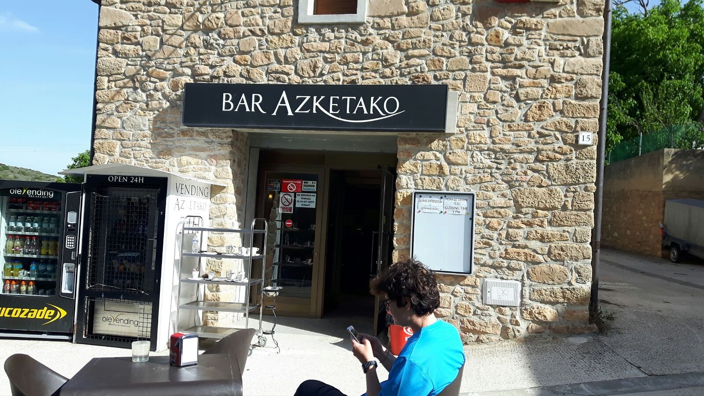Rustpauze in Azqueta