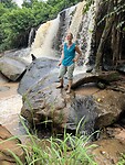 Bij de waterval.